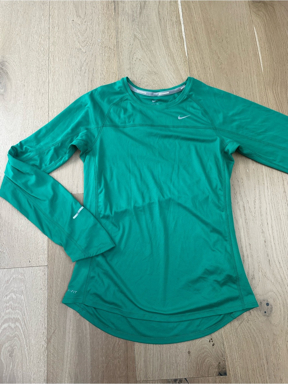 Nike Women's Long Sleeve Dri-FIT Performance Active Workout Top - Grass Green